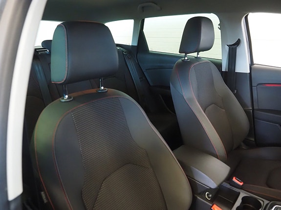 Seat Leon 12 of 23
