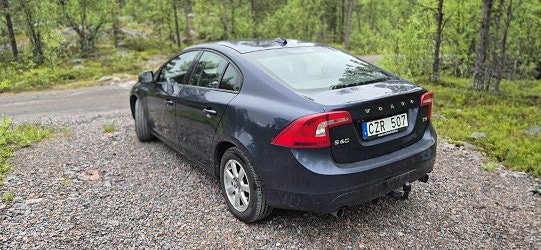 Volvo S60 3 of 5