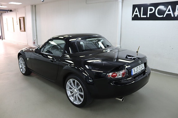 Mazda MX-5 9 of 21