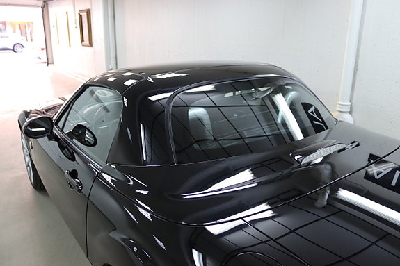 Mazda MX-5 10 of 21