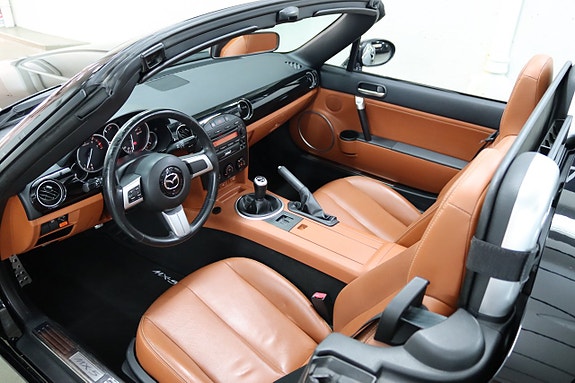 Mazda MX-5 14 of 21
