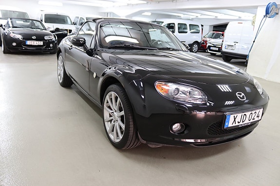 Mazda MX-5 4 of 5