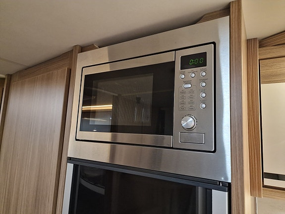 Knaus 650 UDF Scandinavian Selection (ALDE+AC+Solcell+Barnkammare+Micro) 13 of 23