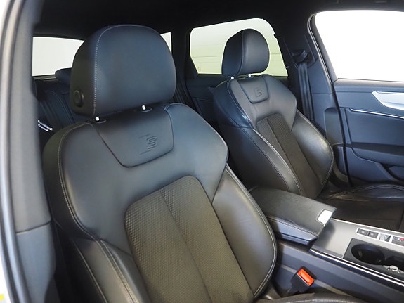 Audi A6 12 of 25