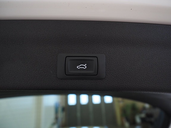 Audi A6 9 of 25