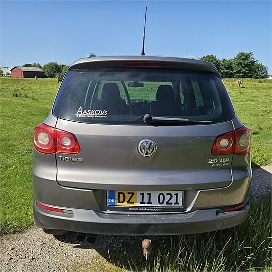 VW Tiguan Van 2,0 Tdi Aut. 4 of 5