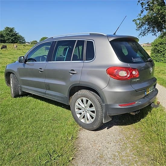 VW Tiguan Van 2,0 Tdi Aut. 3 of 5