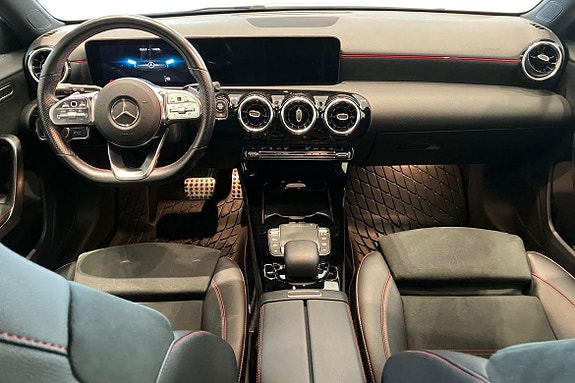 Mercedes-Benz A200 10 of 21