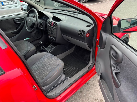 Opel Corsa 11 of 11