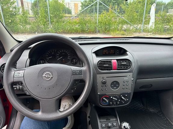 Opel Corsa 9 of 11