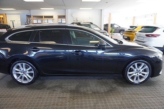 Mazda 6 2 of 8