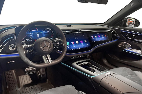 Mercedes-Benz E300 de 9 of 22