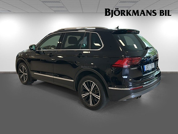 Volkswagen Tiguan 6 of 14