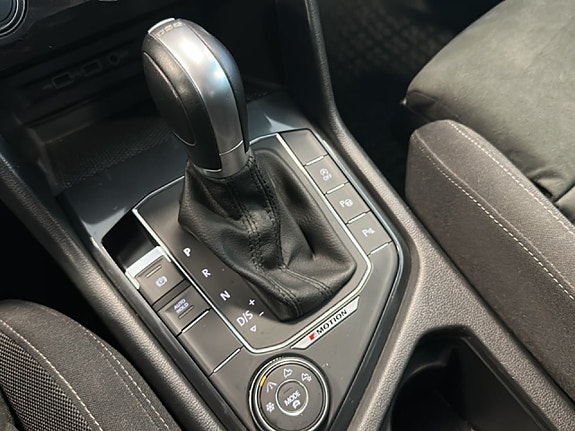 Volkswagen Tiguan 12 of 14