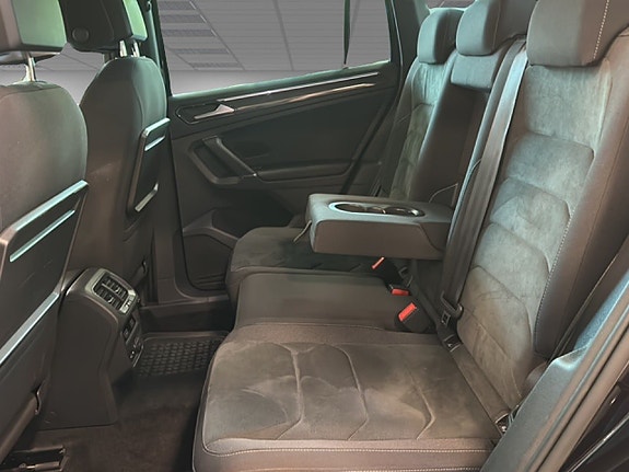 Volkswagen Tiguan 9 of 14