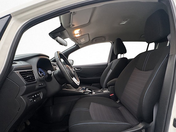 Nissan Leaf 13 of 30