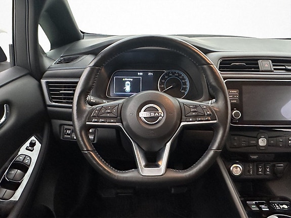Nissan Leaf 15 of 30