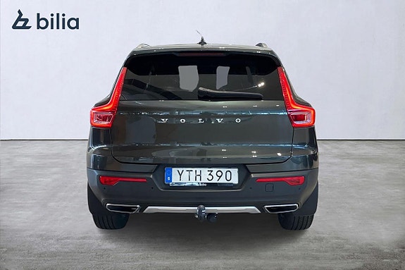 Volvo XC40 5 of 5