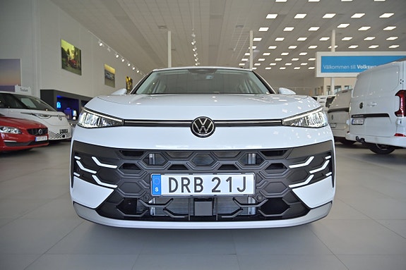 Volkswagen T-Roc 3 of 25