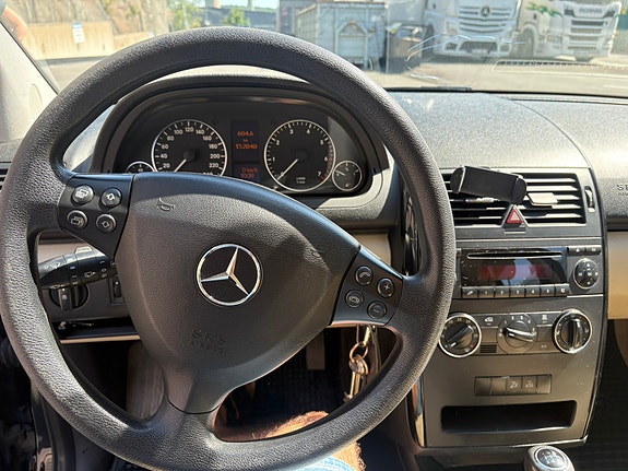 Mercedes-Benz A150 5 of 5