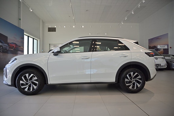 Volkswagen T-Roc 7 of 25