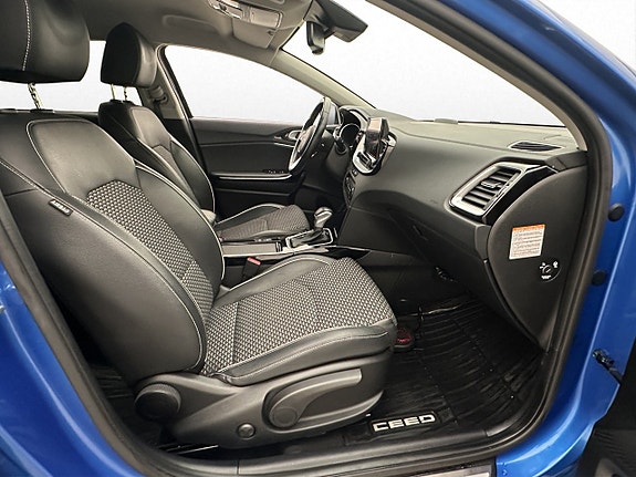 Kia Ceed 28 of 30