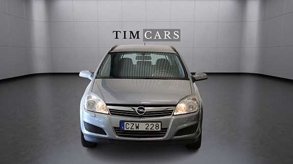 Opel Astra 2 of 5