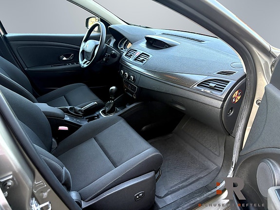 Renault Megane 9 of 15