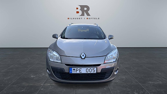 Renault Megane 2 of 15