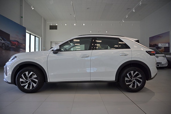 Volkswagen T-Roc 7 of 25