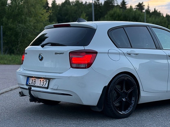 BMW 120d 9 of 23