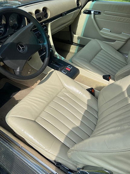 Mercedes-Benz 450 SL 6 of 8