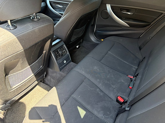 BMW 328i 7 of 10