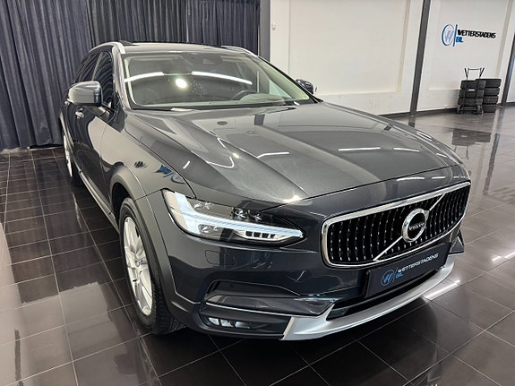 Volvo V90 Cross Country 5 of 5