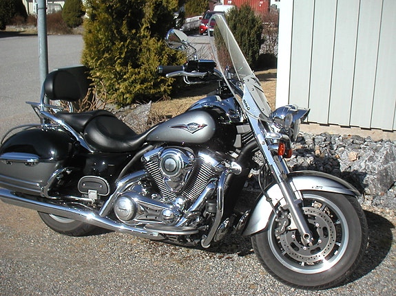 Kawasaki Vulcan 1700 Classic Tourer 2 of 2