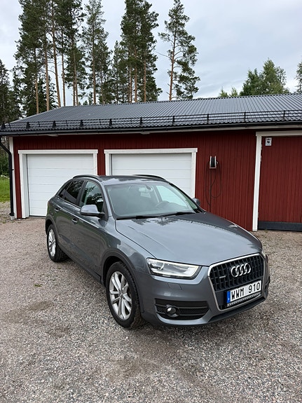 Audi Q3 4 of 5