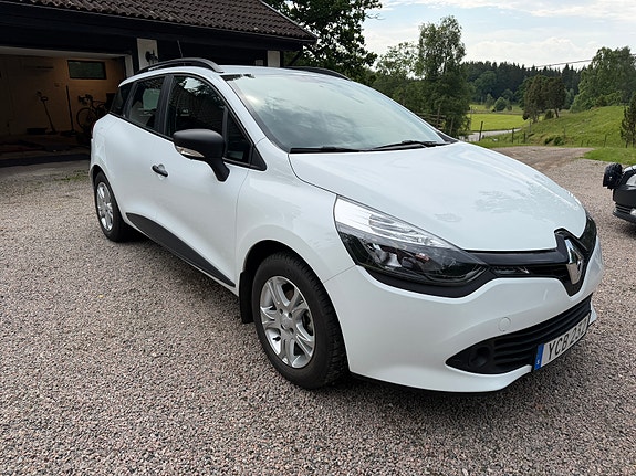 Renault Clio 2 of 5