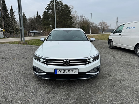 Volkswagen Passat Alltrack 5 of 5