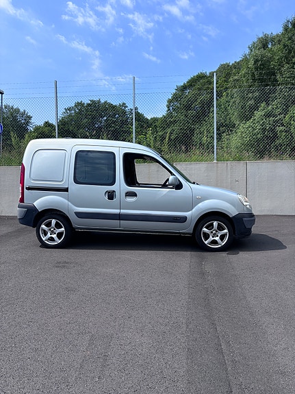 Nissan Kubistar 4 of 5