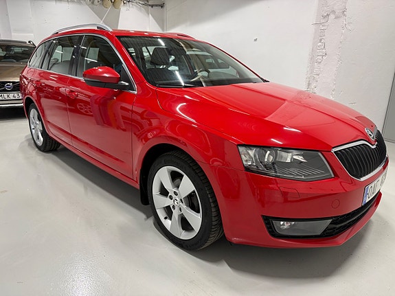 Skoda Octavia 3 of 5