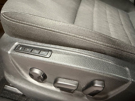 Skoda Octavia 9 of 17