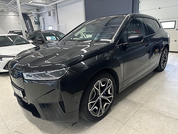 BMW iX 3 of 5