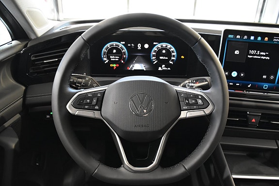 Volkswagen Tiguan 9 of 14
