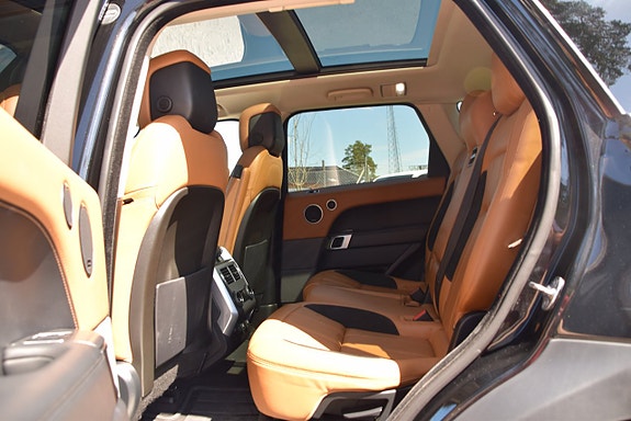 Land Rover Range Rover Sport 11 of 23