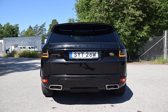 Land Rover Range Rover Sport 4 of 5