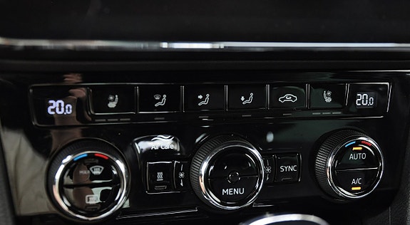 Skoda Superb 13 of 19