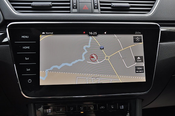 Skoda Superb 10 of 19
