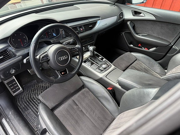 Audi A6 4 of 4