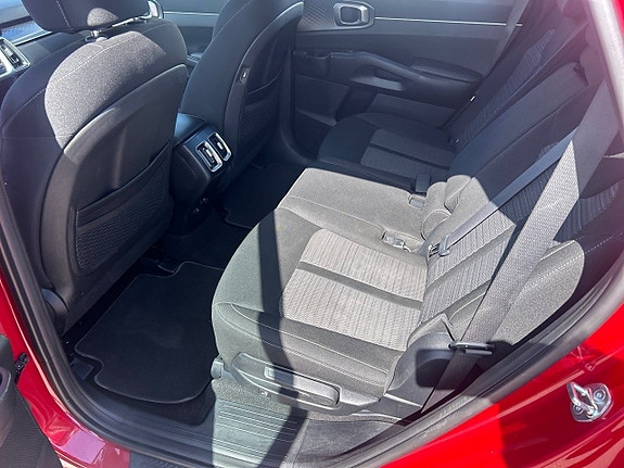 Kia Sorento 9 of 24