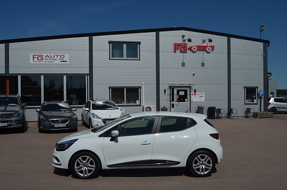 Renault Clio 3 of 5